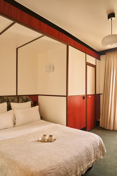 Hôtel Marguerite - Double bedroom